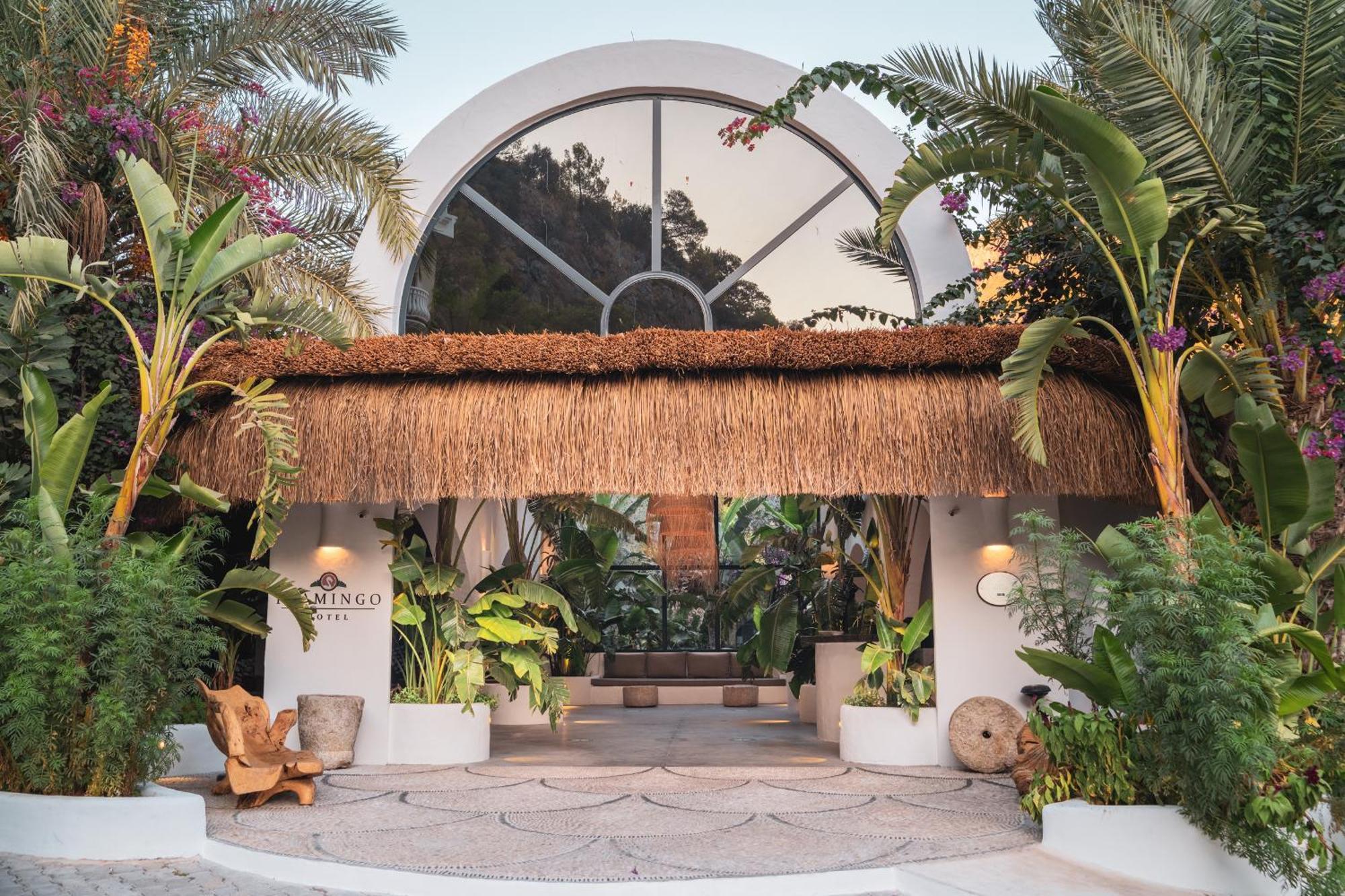 Hotel Luxury-pet Friendly *