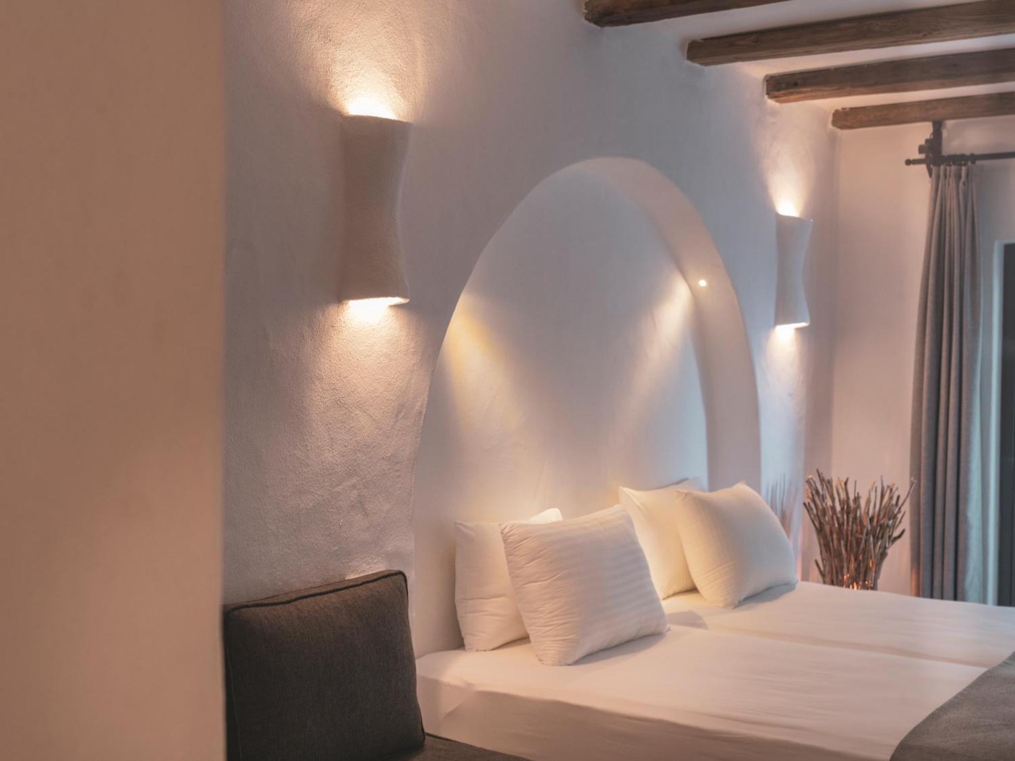 Hotel Luxury-pet Friendly